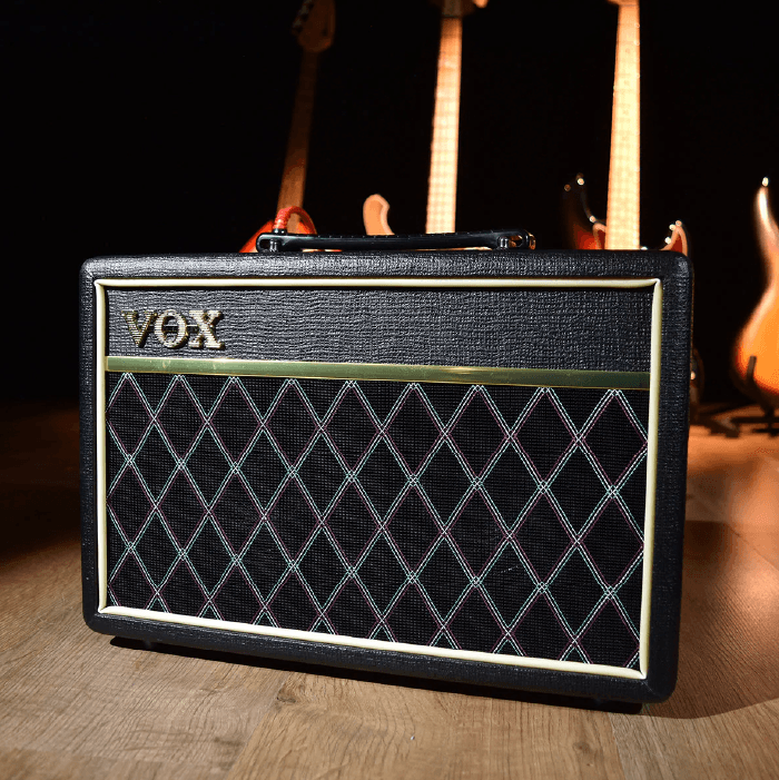 AMPLIFICADOR PARA BAJO VOX PATHFINDER 10 BASS 4