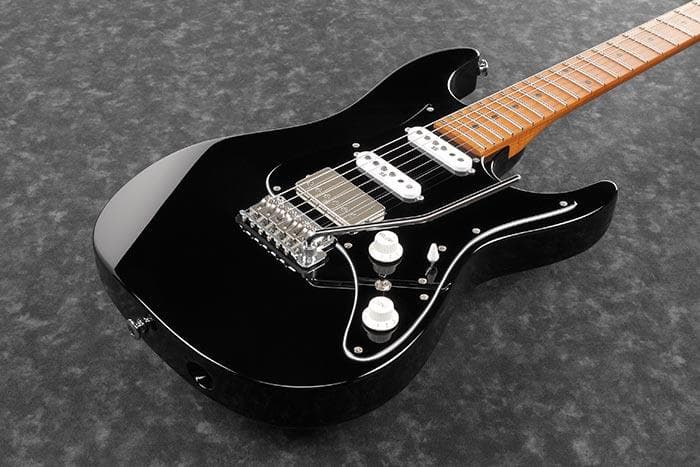 Guitarra Electrica Ibanez  AZ2204B-BK 2