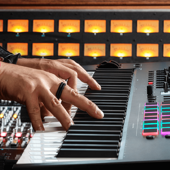 CONTROLADOR MIDI M-AUDIO OXYGENPRO61 5