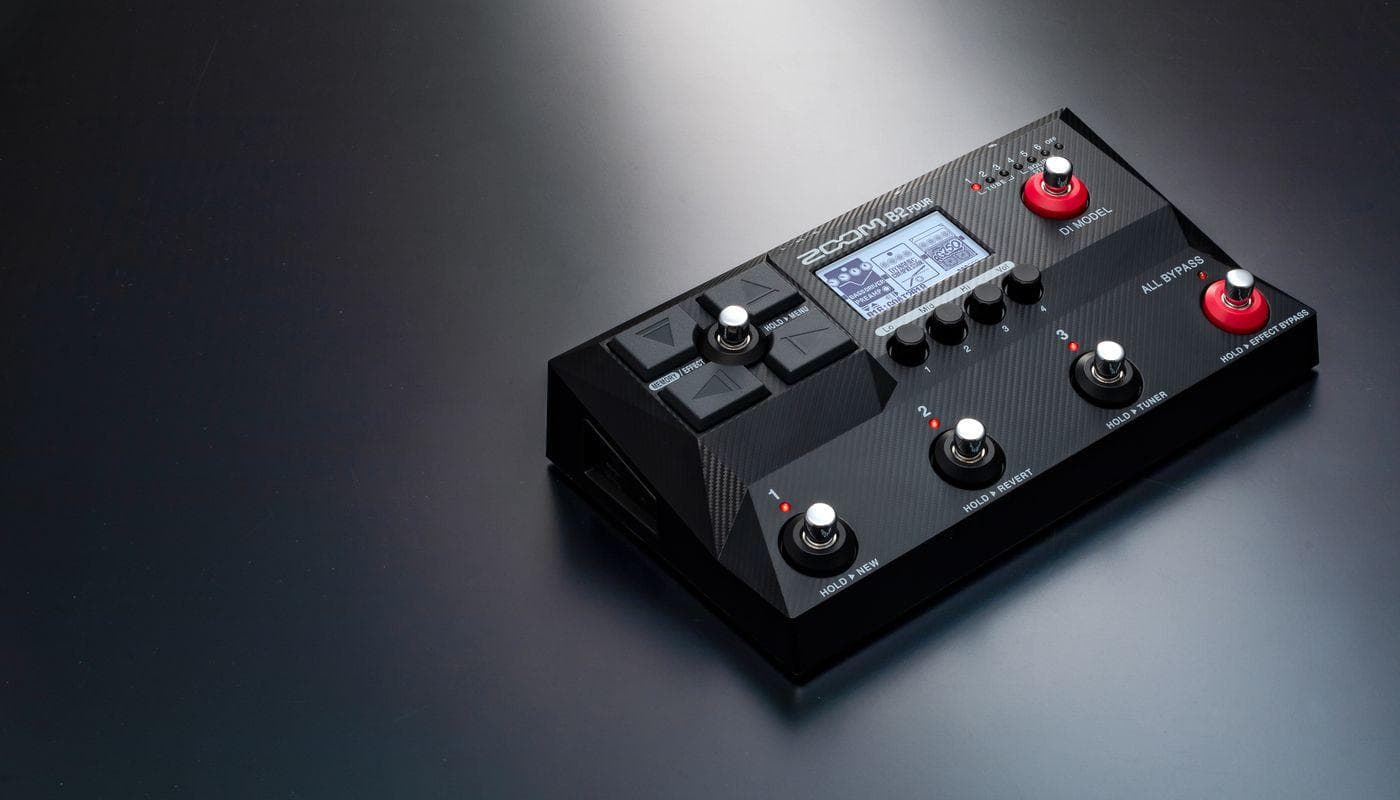 Procesador De Efectos Zoom B2 Four/220eu Bajo 2