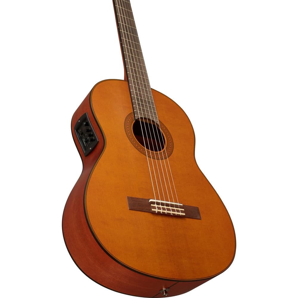 GUITARRA ELECTROACÚSTICA YAMAHA CUERDAS DE NYLON CGX-122MCC 4