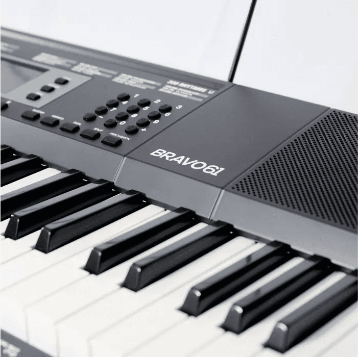 TECLADO PORTATÍL DE 61 TECLAS ALESIS BRAVO61 3