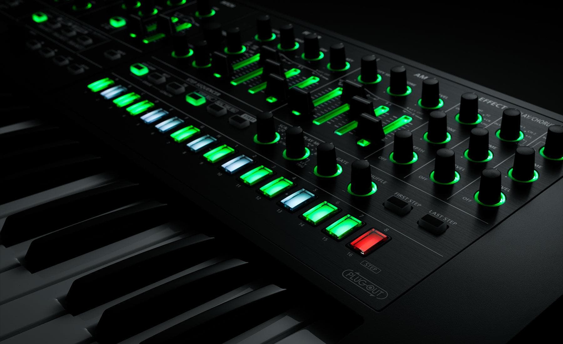 Sintetizador Roland System-8 5