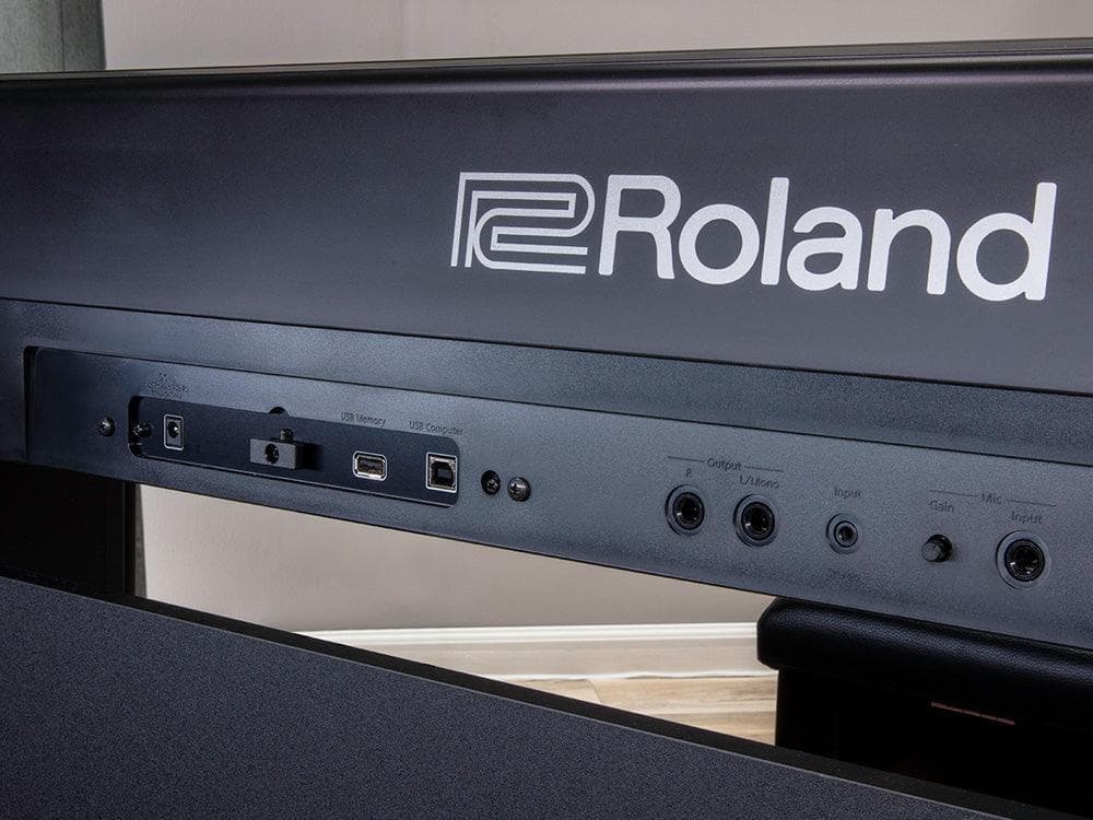 PIANO DIGITAL ROLAND FP-E50-BK 4