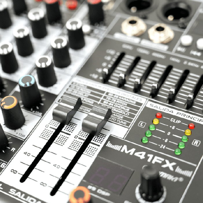 CONSOLA ANÁLOGA M41FX YAMAKI 6